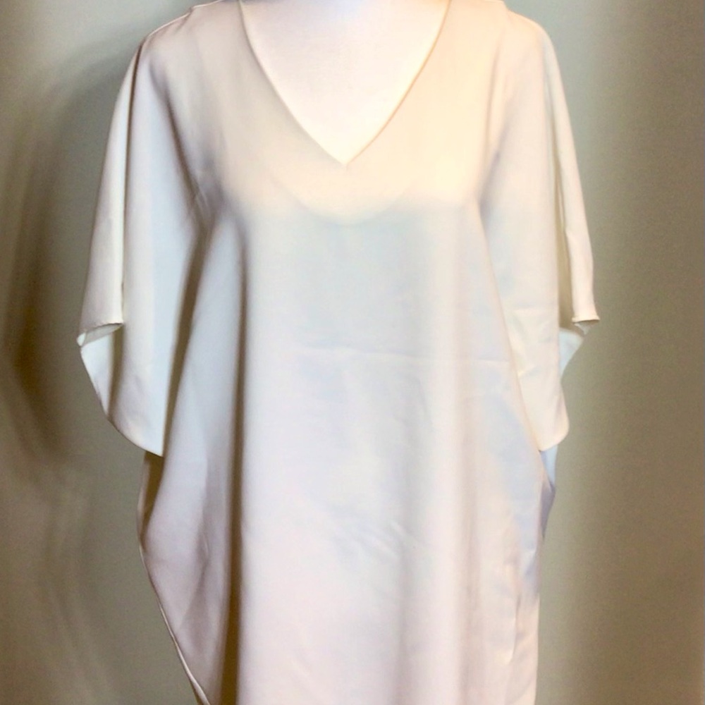 CHICO’S Elegant White V-Neck Kimono Tunic